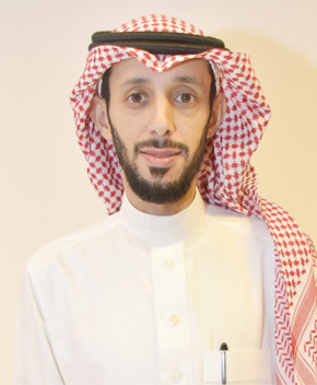  الأستاذ بدر بن علي بن عبدالله السالم مشرف  مكتب وكيل الجامعة لخدمة المجتمع وتقنية المعلومات
