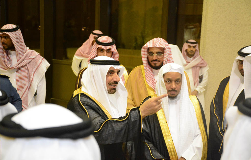 Prince Jalawi Lauds Role of Sharia Colleges in National Unity